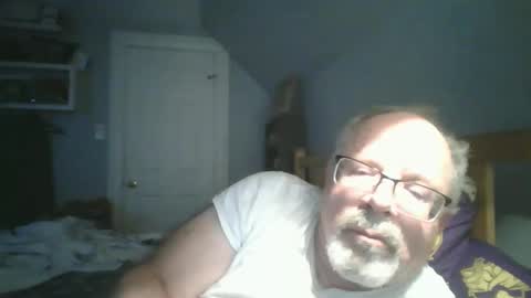 Snapshot of 2003dynawideglide chatting on 25, 4, 2026 2003dynawideglide online show from 25, 4, 2026