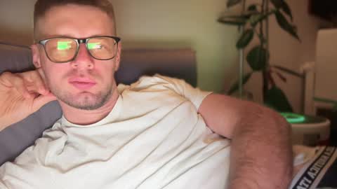 Snapshot of 2017ssseeexxx chatting on 3, 2, 2025 Romano online show from 3, 2, 2025