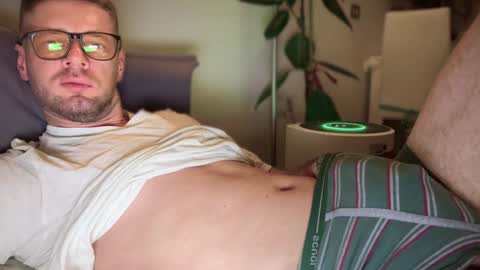 Snapshot of 2017ssseeexxx chatting on 5, 2, 2025 Romano online show from 5, 2, 2025