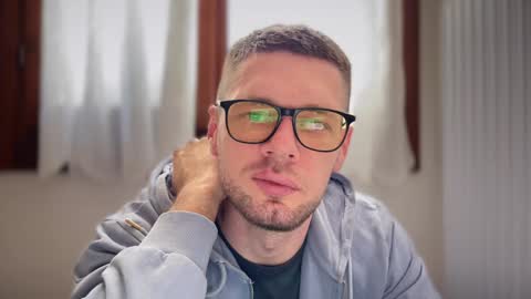 Snapshot of 2017ssseeexxx chatting on 6, 2, 2025 Romano online show from 6, 2, 2025