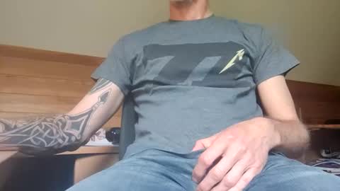 Snapshot of 22_acacia_avenue chatting on 3, 5, 2026 22_acacia_avenue online show from 3, 5, 2026