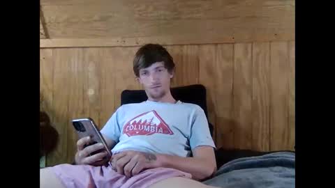 Snapshot of 27tnguy chatting on 12, 3, 2026 27tnguy online show from 12, 3, 2026