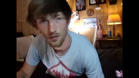 Snapshot of 27tnguy chatting on 24, 3, 2026 27tnguy online show from 24, 3, 2026