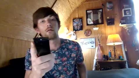 Snapshot of 27tnguy chatting on 3, 4, 2026 27tnguy online show from 3, 4, 2026