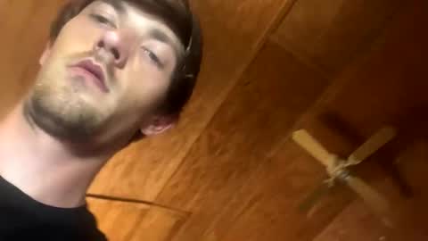 Snapshot of 27tnguy chatting on 13, 4, 2026 27tnguy online show from 13, 4, 2026