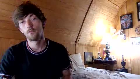 Snapshot of 27tnguy chatting on 20, 4, 2026 27tnguy online show from 20, 4, 2026