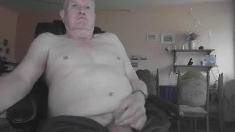 Snapshot of 29famila chatting on 16, 11, 2025 29famila online show from 16, 11, 2025