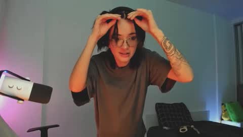 Sasha weekend from 14 to 27 November online show from 4, 11, 2025