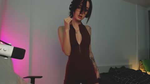 Sasha weekend from 14 to 27 November online show from 6, 11, 2025