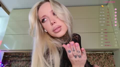 Snapshot of 2badforyou chatting on 23, 3, 2026 30 NOV online show from 23, 3, 2026