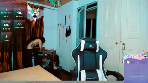 Snapshot of 2girls__dream chatting on 20, 1, 2025 samantha sharon online show from 20, 1, 2025