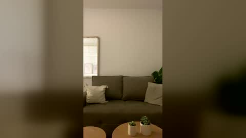 Snapshot of 2littlefox chatting on 14, 4, 2026 2littlefox online show from 14, 4, 2026