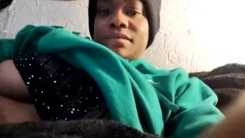 Snapshot of 2tsunamiiiwallker chatting on 24, 11, 2025 2tsunamiiiwallker online show from 24, 11, 2025