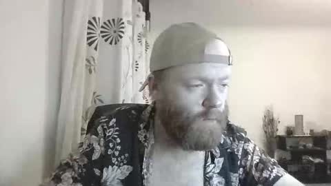 Snapshot of 33uk3 chatting on 19, 10, 2025 33UK online show from 19, 10, 2025