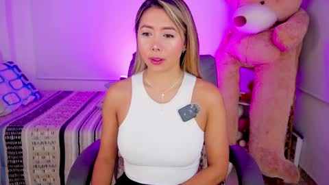 Snapshot of 3kam_amazonian chatting on 7, 4, 2026 independent model online show from 7, 4, 2026