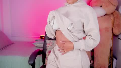 Snapshot of 3kam_amazonian chatting on 12, 4, 2026 independent model online show from 12, 4, 2026