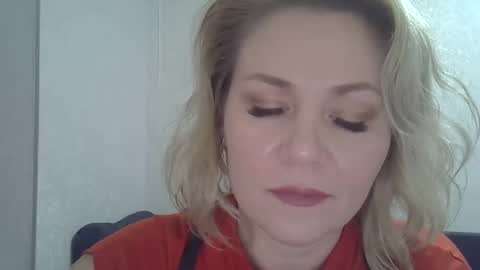 Snapshot of 3susie chatting on 14, 11, 2025 3susie online show from 14, 11, 2025