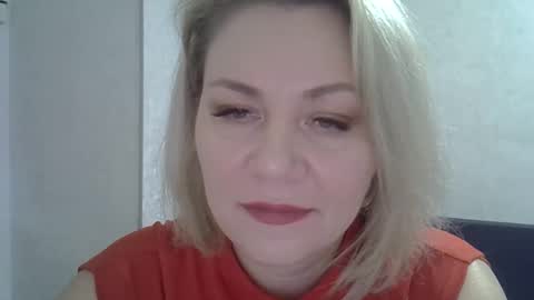 Snapshot of 3susie chatting on 22, 11, 2025 3susie online show from 22, 11, 2025