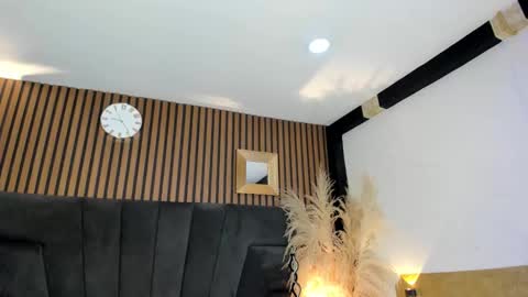 3X NAXAA online show from 20, 12, 2025