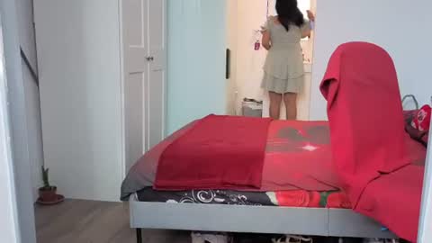 Sexy-Gujju online show from 18, 6, 2026