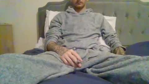 420feetloverr420 online show from 13, 1, 2026