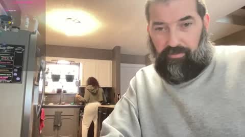 KC420Couple online show from 11, 11, 2025