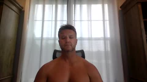 Snapshot of 45andfit chatting on 17, 9, 2025 45andfit online show from 17, 9, 2025