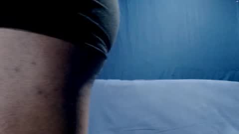 Snapshot of 5hbk chatting on 3, 11, 2025 Tettaz GetitJusy4ya online show from 3, 11, 2025