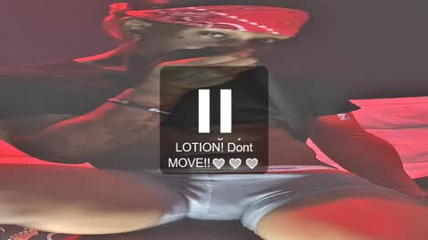 Snapshot of 5hbk chatting on 13, 11, 2025 Tettaz GetitJusy4ya online show from 13, 11, 2025