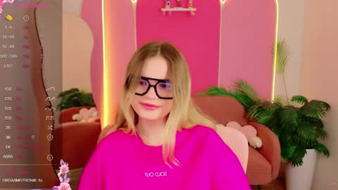 Snapshot of 666_marshmallow chatting on 28, 3, 2026 Marsi online show from 28, 3, 2026