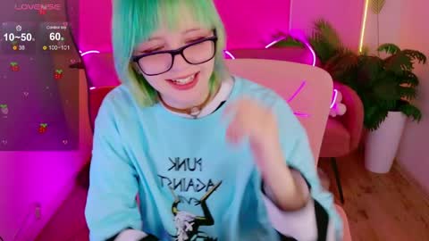 Snapshot of 666_marshmallow chatting on 5, 4, 2026 Marsi online show from 5, 4, 2026