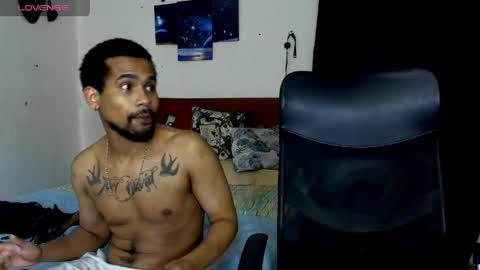 Snapshot of 69blackwhite chatting on 21, 4, 2026 69blackwhite online show from 21, 4, 2026