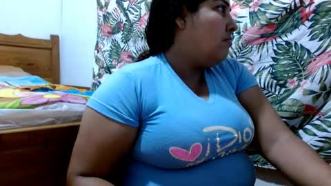 Snapshot of 69smallstar chatting on 10, 5, 2026 star online show from 10, 5, 2026