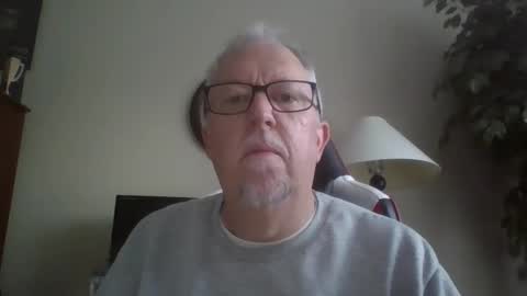 Snapshot of 72funguy71 chatting on 11, 3, 2025 72funguy71 online show from 11, 3, 2025