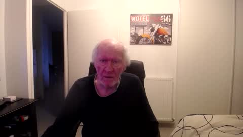 Snapshot of 73yves chatting on 1, 4, 2026 73yves online show from 1, 4, 2026