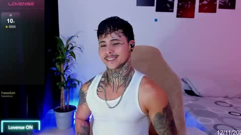 Snapshot of 777_stefantransmen chatting on 12, 11, 2025 Stefan online show from 12, 11, 2025