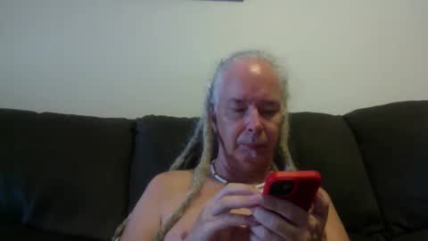 Snapshot of 808dred chatting on 18, 4, 2026 808dred online show from 18, 4, 2026