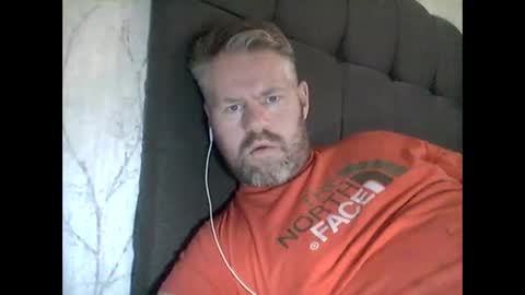 Snapshot of 81jonnyx chatting on 17, 12, 2024 81jonnyx online show from 17, 12, 2024