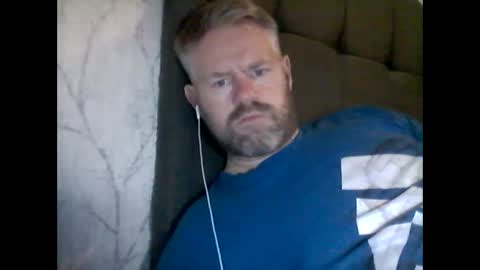 Snapshot of 81jonnyx chatting on 20, 12, 2024 81jonnyx online show from 20, 12, 2024