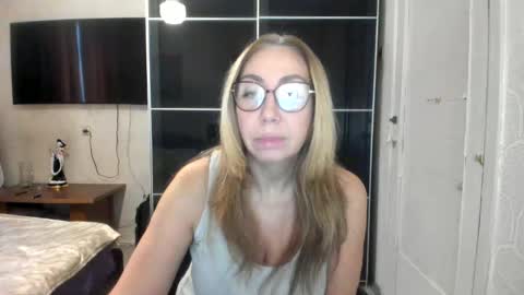 Snapshot of 8ciara chatting on 14, 1, 2026 8ciara online show from 14, 1, 2026