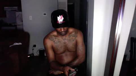 Snapshot of 8double1trouble6 chatting on 14, 4, 2026 NoFaceNoCase online show from 14, 4, 2026