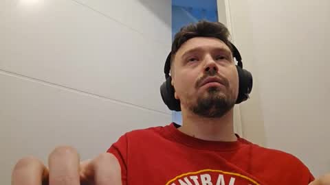 Snapshot of 8inchdude93 chatting on 22, 4, 2026 8inchdude93 online show from 22, 4, 2026