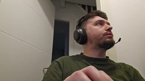 8inchdude93 online show from 26, 6, 2026