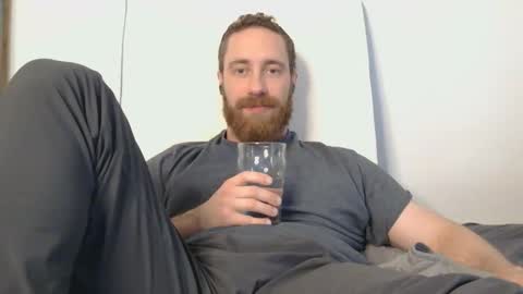 8InchesAndSomeHoles online show from 15, 1, 2026