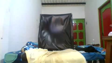 Snapshot of 8inchesedge chatting on 7, 3, 2026 8inchesedge online show from 7, 3, 2026