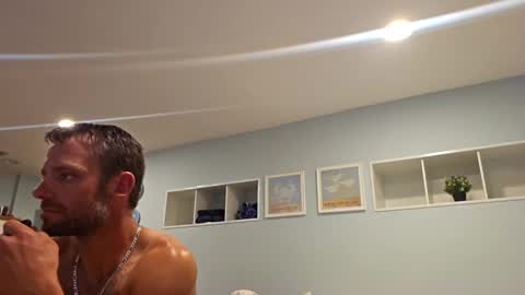 Snapshot of 8inchwhiteboy88 chatting on 12, 4, 2026 8inchwhiteboy88 online show from 12, 4, 2026