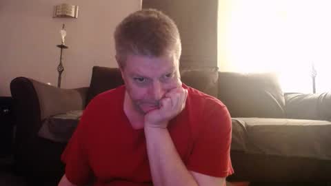Snapshot of 989guy chatting on 19, 4, 2026 989guy online show from 19, 4, 2026