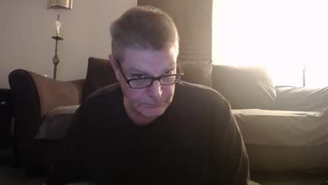 Snapshot of 989guy chatting on 19, 4, 2026 989guy online show from 19, 4, 2026