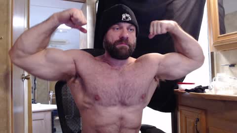 9 fat inches online show from 31, 1, 2025