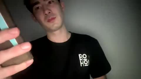 Snapshot of 9thislandd chatting on 8, 12, 2024 9thislandd online show from 8, 12, 2024